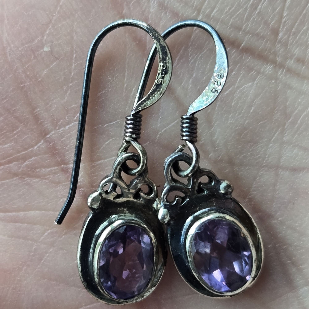 NEW💫-2 PRs - Sterling Silver Amythyst Earrings